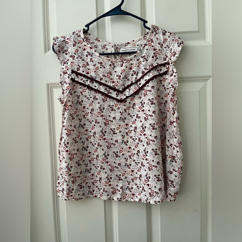 Women’s Abercrombie & Fitch sleeveless viscose floral blouse ruffle trim Size M